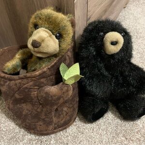 Set Of 2 FOLKMANIS Hand Puppets Plush Baby Black Bear & Bear Tree Stump ~10”